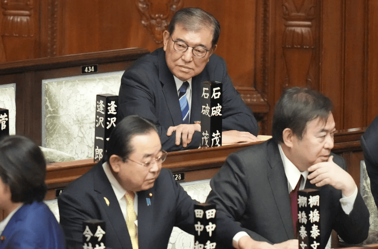 石破茂回应中日现状,不是“打得过打不过”,是“能不能活下去”