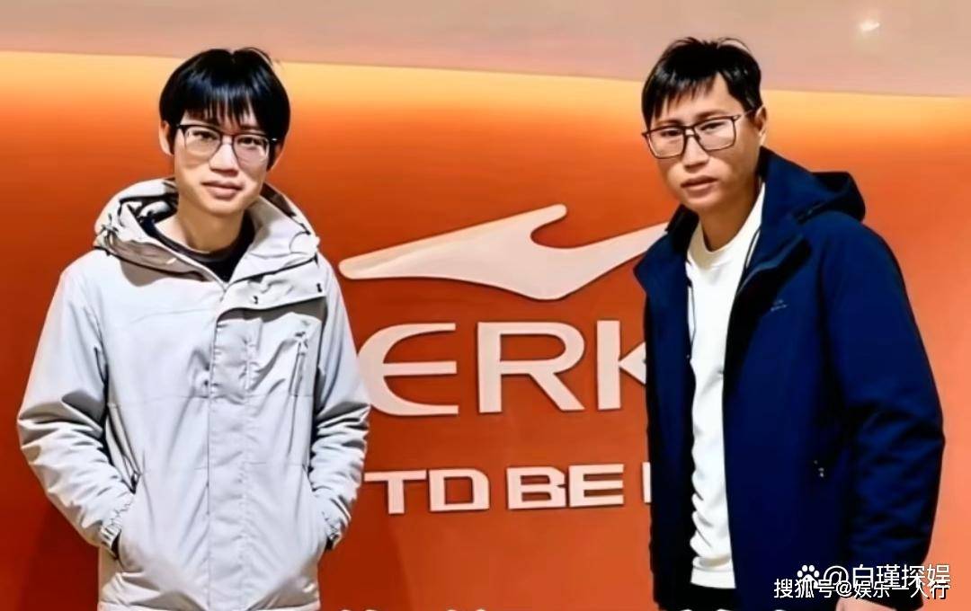 梁志辉1句话网友激动拍碎桌，被梁爸举动笑翻，志辉堂哥答应网友1件事