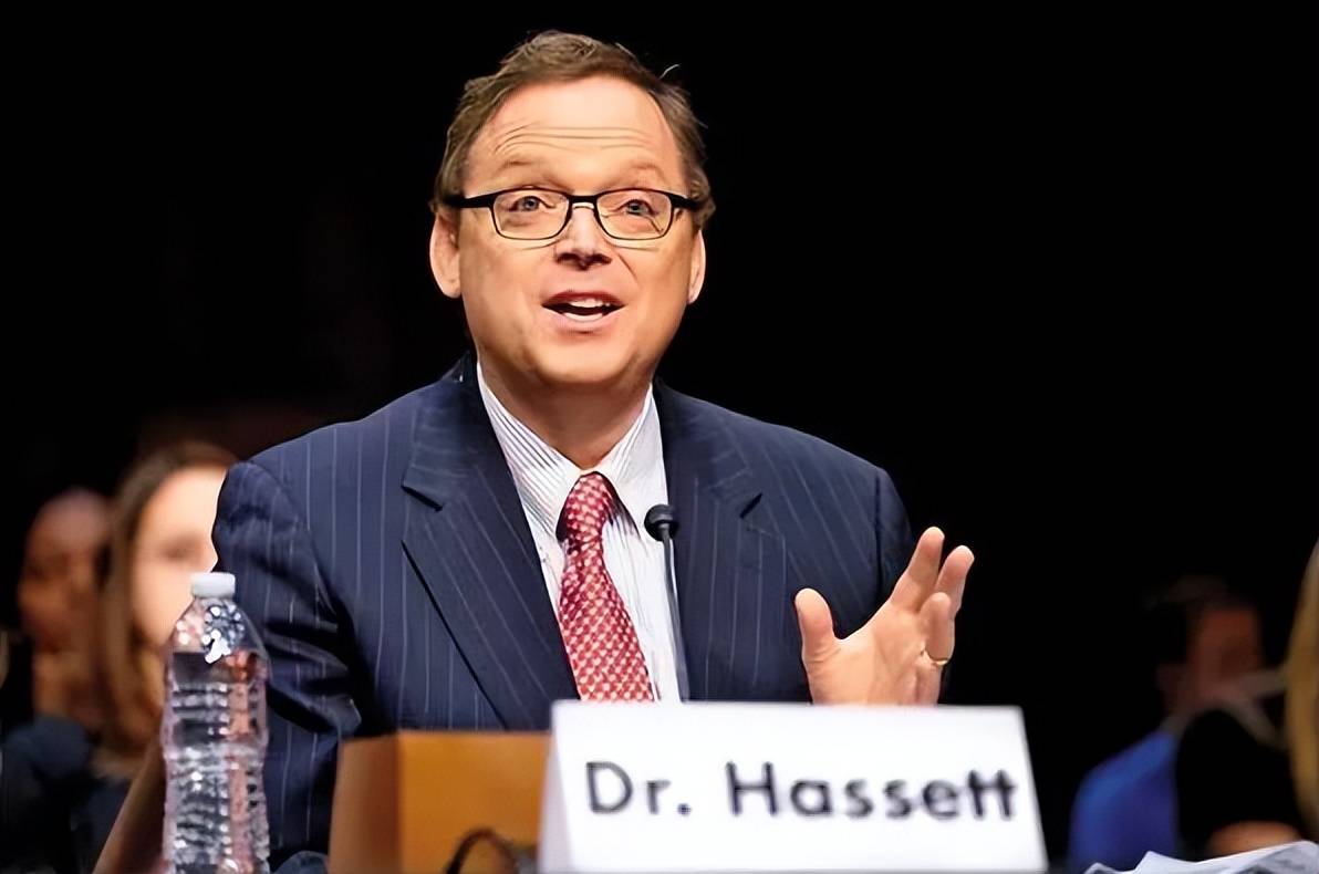 特朗普“忠犬”上位，美联储的时代落幕，人民币苦等的时机来了