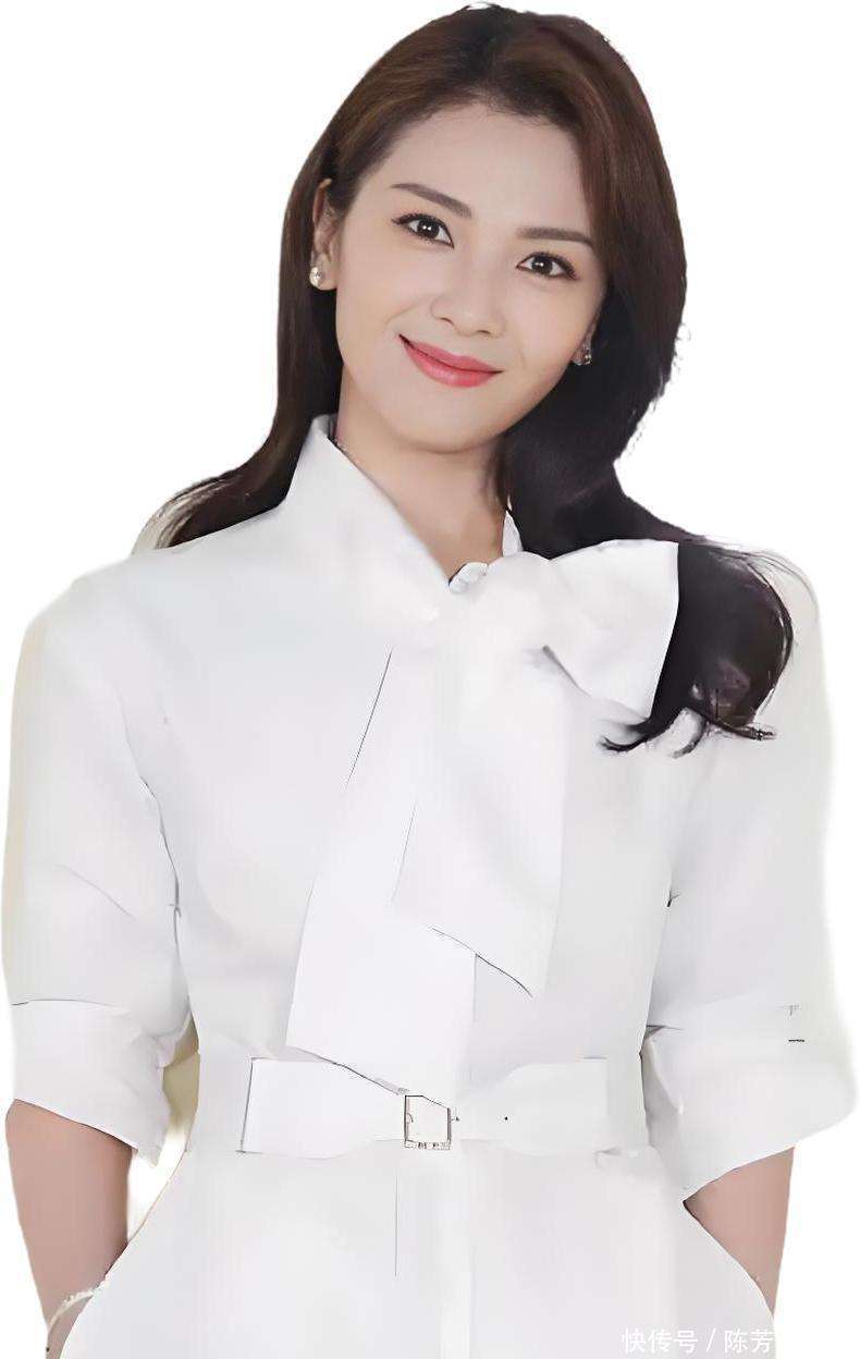 刘涛魅力无限，躺在台球桌上的照片非常勾魂