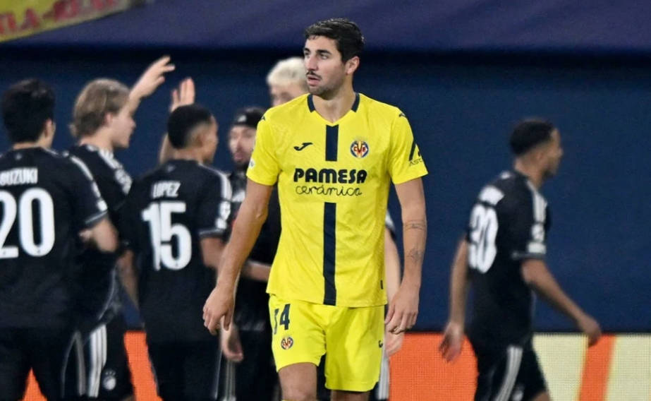 西班牙足球甲级联赛西甲排名第三欧冠却几近垫底比利亚雷亚尔经历冰火两重天