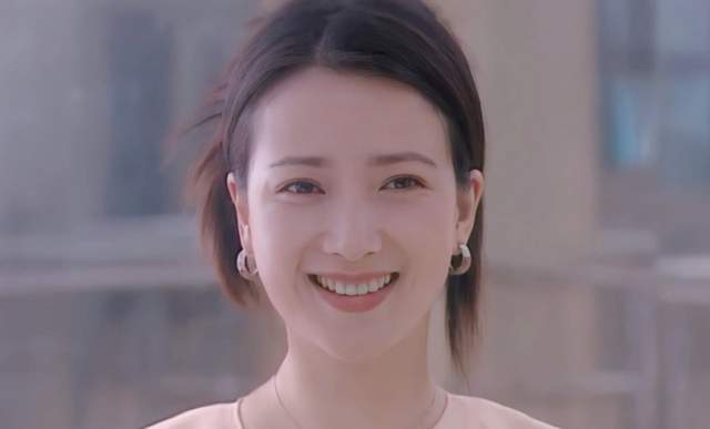 圈内人曝何晴晚年细节:力劝闺蜜黄绮珊别整容,手术后说话不利索