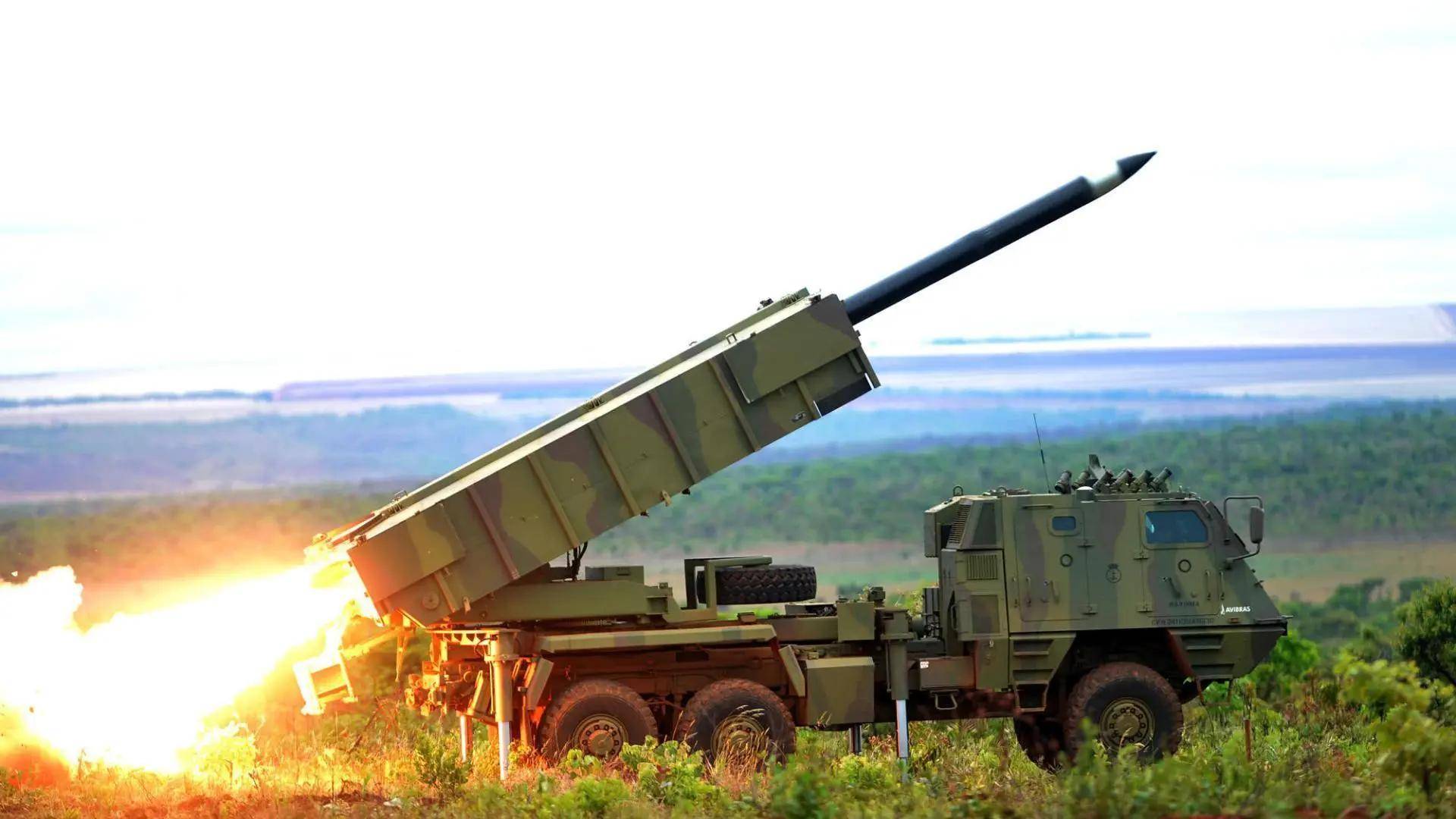 为何日本不怕中国?日本军迷说实话:无知者无畏,不知中国有多强!