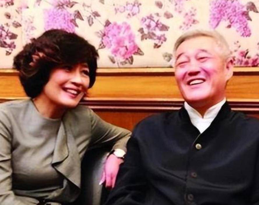 不再隐瞒！赵本山坦言离开春晚的真相，李咏老婆才是罪魁祸首