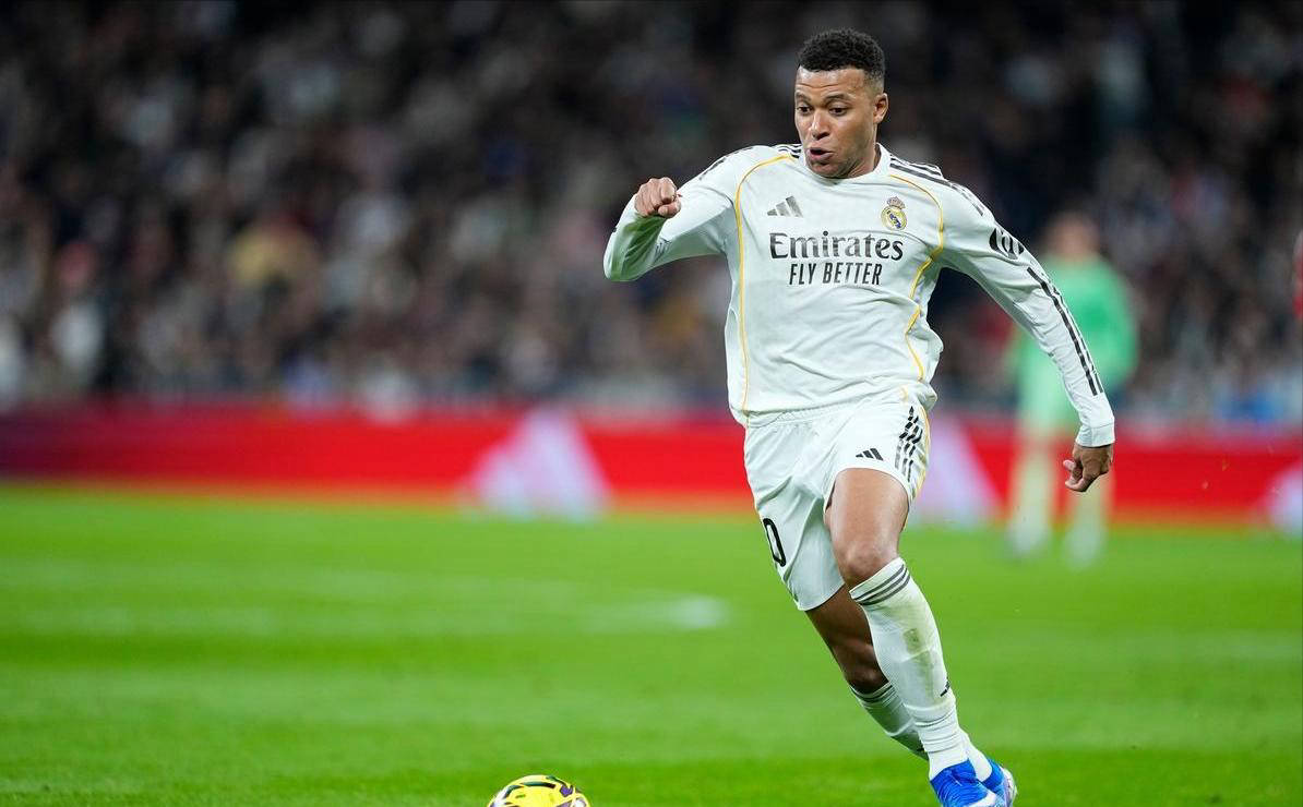 西甲最新积分榜揭秘：皇马紧追巴萨奥萨苏纳大胜显西班牙足球甲级联赛威