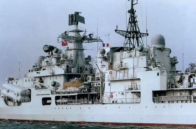 俄罗斯现代级驱逐舰全部退役！20年前的老船，为啥中国还在用？