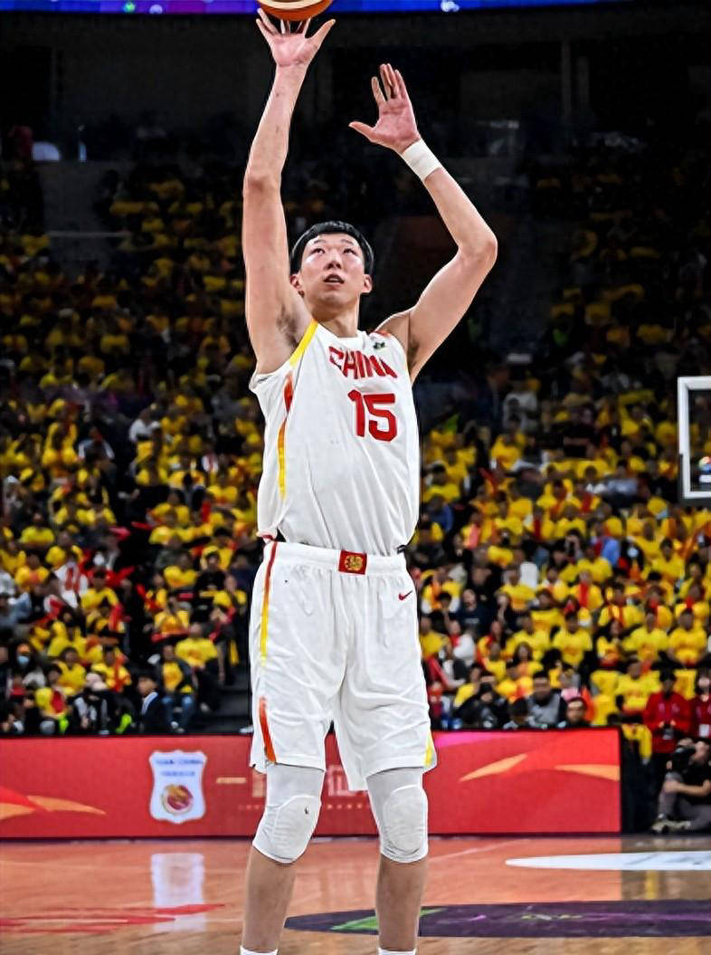 周琦幸福家庭欧洲篮球联赛中文网__赛程比分+球队资讯+盘口分析曝光：大6岁娇妻身材抢眼儿子酷爱篮球29岁身价破亿