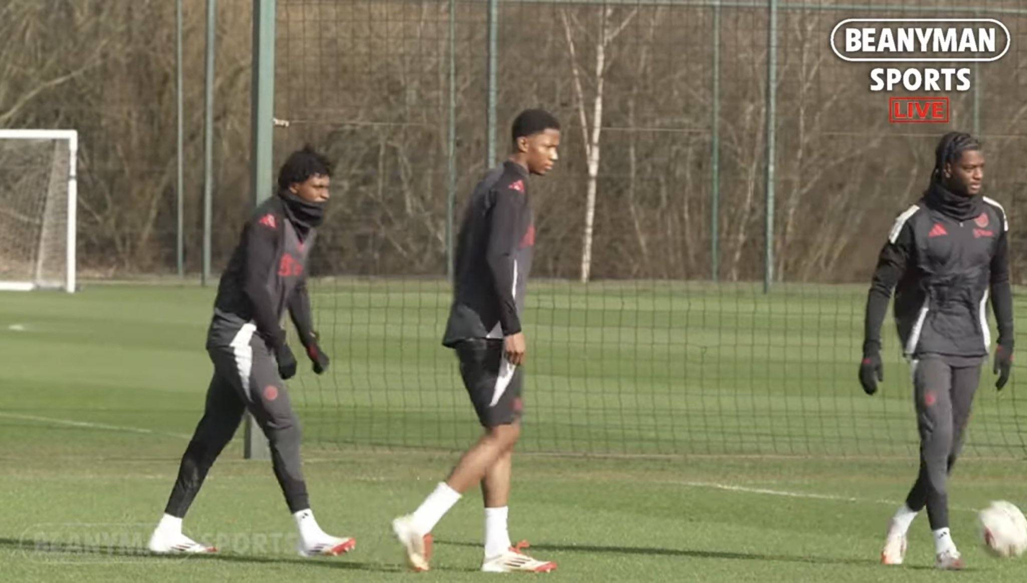 原创             曼联人人皆天才自居？小妖不满被下放预备队锻炼，自认为应是第二中锋