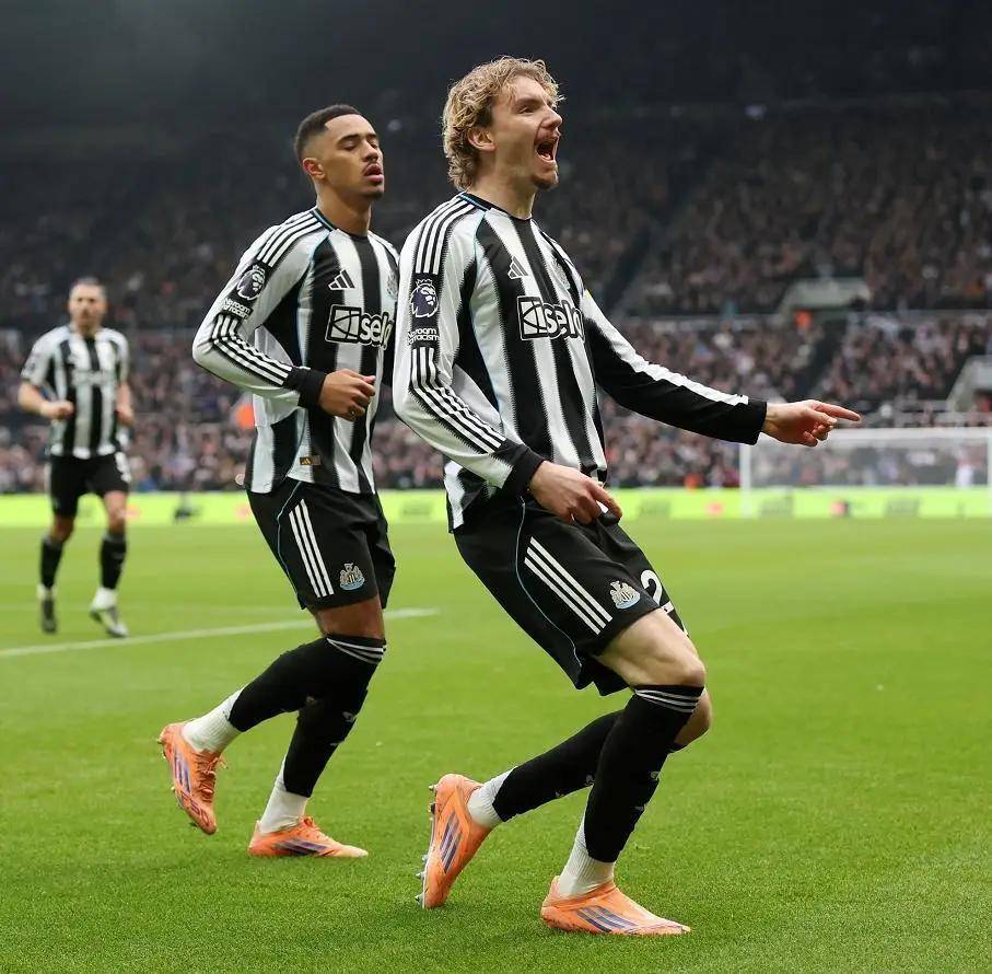 原创             英超-曼联2-1纽卡：头号射手去了非洲杯，危难方显真红魔|前瞻