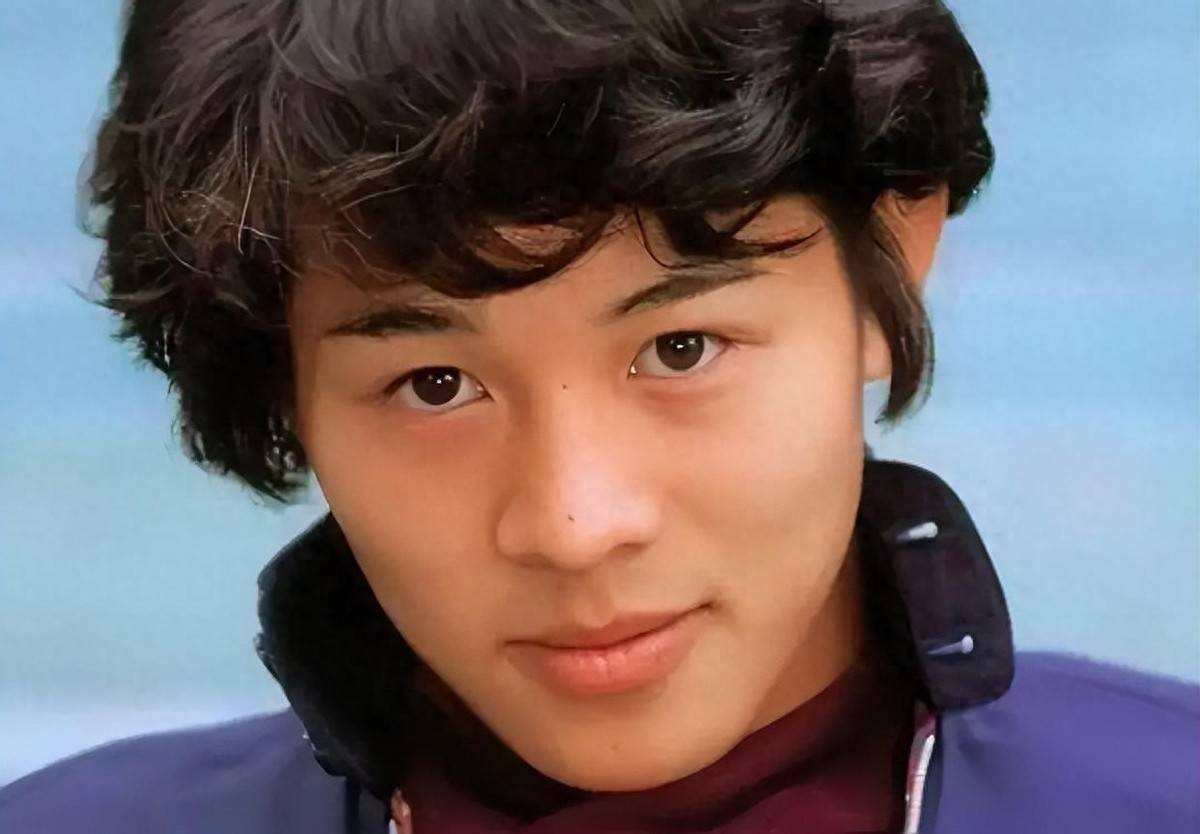 严防死守36年，利智还是输了，李连杰终是没放下被亏欠的“她们”