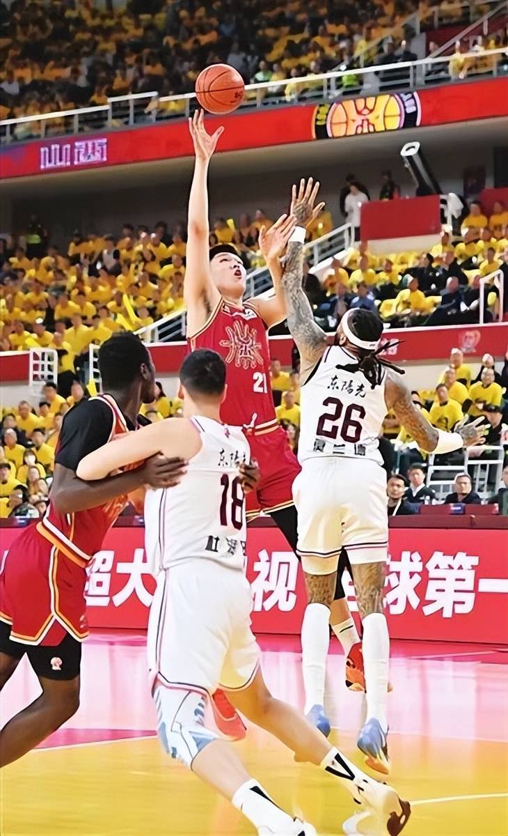 CBA盘口与数据深度__今日CBA盘口分析·大小分策略·球队档案CCTV5直播！晋粤大战一触即发恩怨局再次上演潘江斗法杜锋成看点