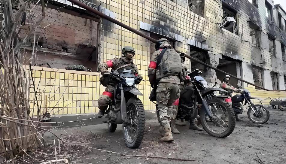 兵败如山倒！俄特种部队拿下指挥部，乌军第155独立机械化旅，几乎全员从前线叛逃