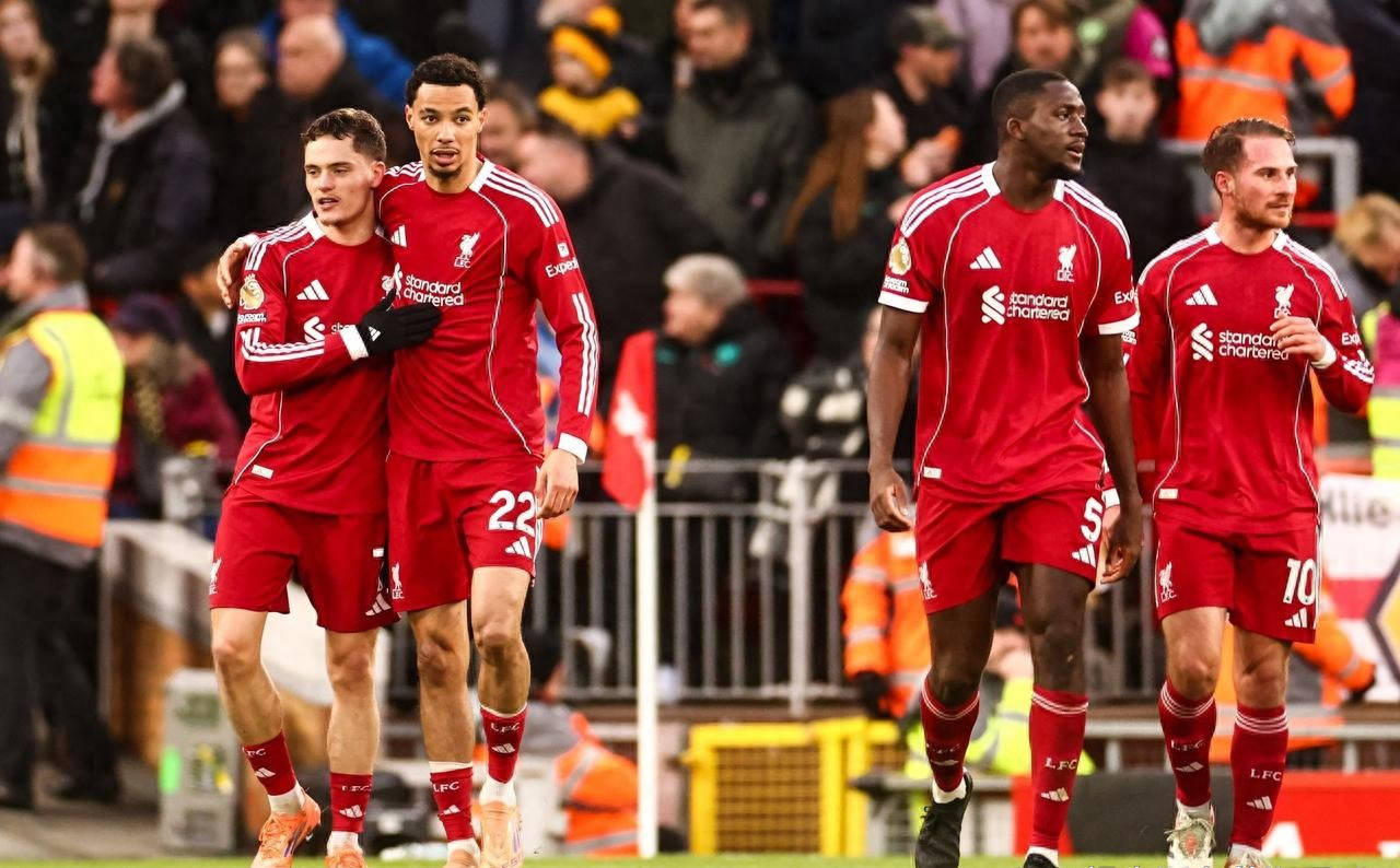 英格兰足球超级联赛阿森纳逆转布莱顿获胜利物浦小胜狼队英超最新积分榜：枪手重登榜首