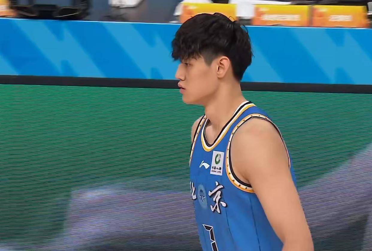 CBA盘口与数据深度__今日CBA盘口分析·大小分策略·球队档案8连胜被终结后！广东队寻求补强瞄准国手锋线杜锋点名要人！