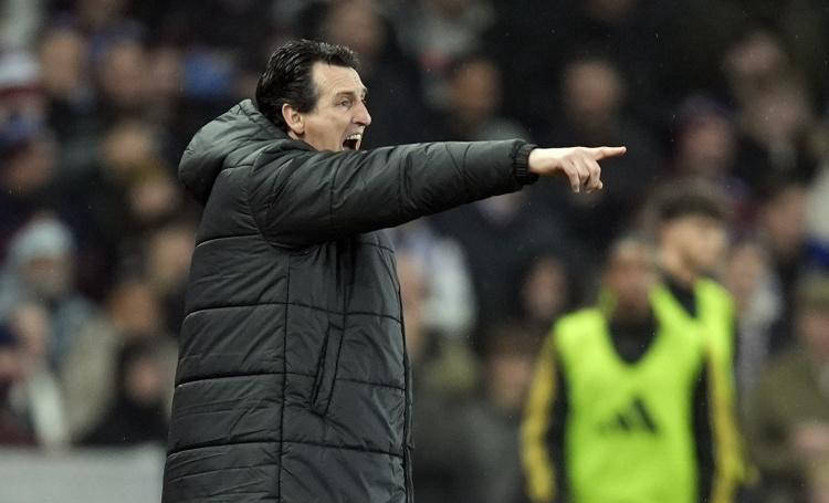 英超最新动态：年度最佳阵容公布瓜迪奥拉回应离队传闻不英格兰足球超级联赛满