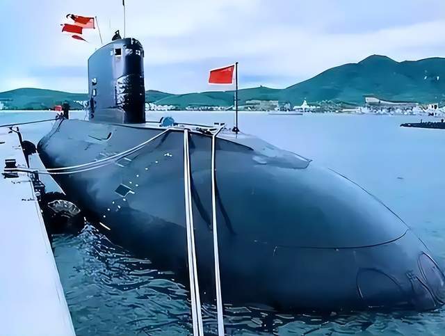 中国“定海神针”摊牌了：兵推棋盘上的096，已成深海“斩杀线”