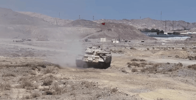 还没到年底就哭穷？新年全军开训，“五对轮”为何仍是主战装备