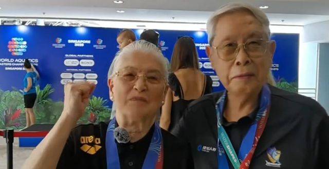 91岁每周坚持游泳三次华体会- 华体会体育官方网站- 体育APP下载！仍然能站在世界领奖台！热爱就永远不会老