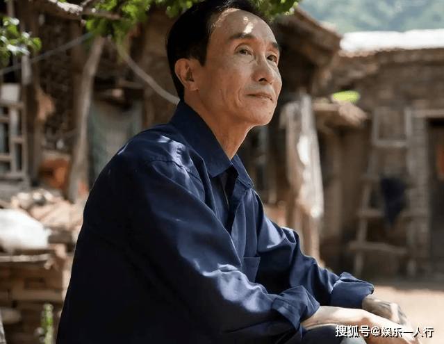 央视点名！蔡明也没想到，退出春晚15年，老搭档巩汉林因一举动再次口碑暴增