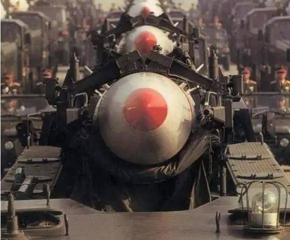 我国承诺不先使用核武器，一旦别人先用了，还来得及还手吗？