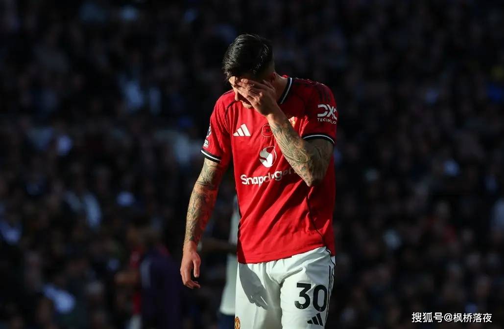 原创             111年耻辱！曼联足总杯一轮游，18岁新星染红，未来只剩一地鸡毛？