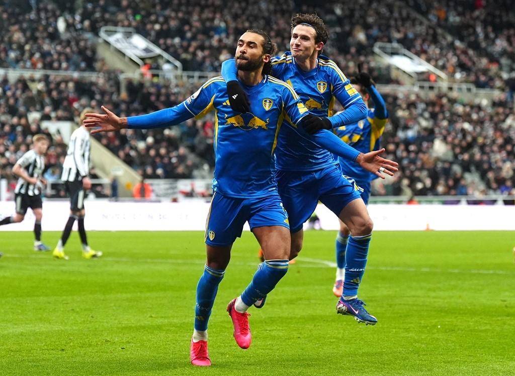 英格兰足球超级联赛绝杀+读秒绝杀！英超踢疯了！欧冠球队翻盘拒绝爆冷