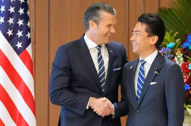 美日当面谈，要剥夺中方“特权”？10多国联手，也救不了高市