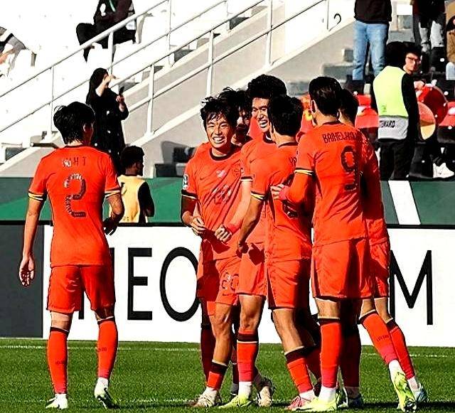 “叫扬叔 - 全网最会整活的苏超球迷  足