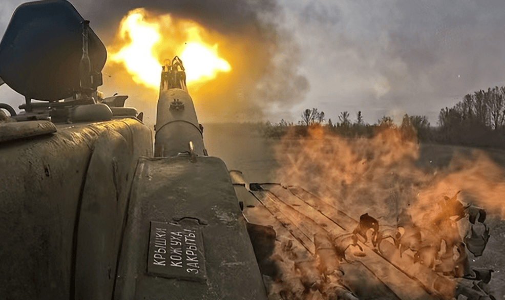 基辅连续40小时停电，俄军71架直升机集结，或随时夜袭打击泽连斯基