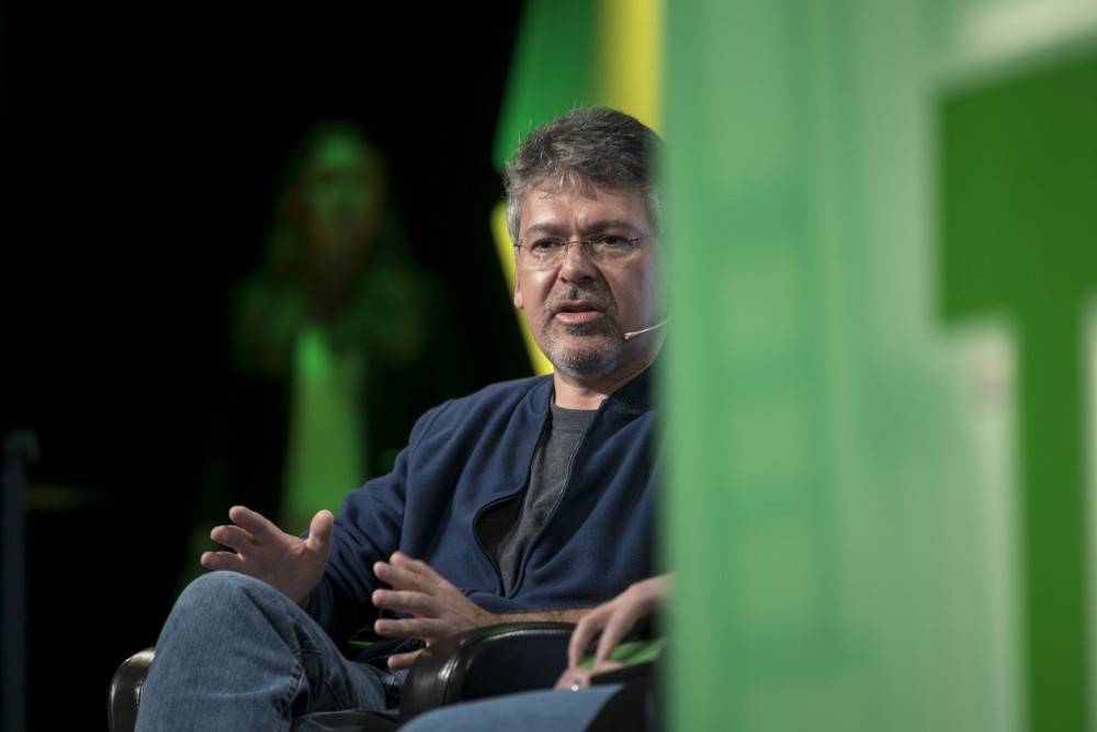 库克退休在即,苹果迈入“诺基亚时刻”前夜