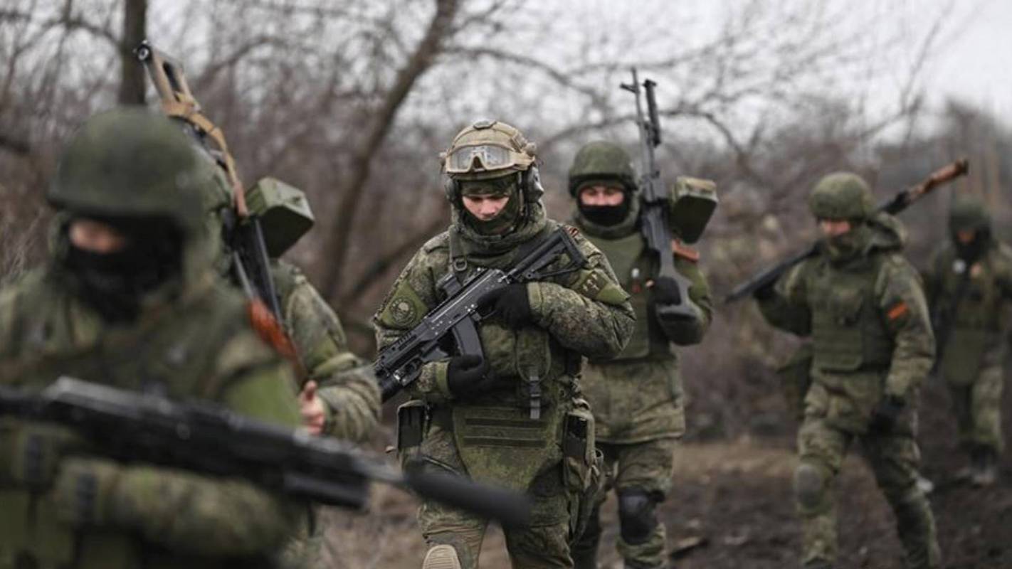 俄乌战场新动态：俄军在苏梅再开一局，战场5点开花！