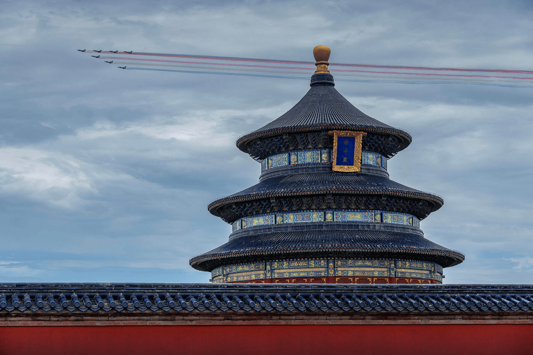 印媒焦虑：印度空军仅600架战机，中国一年就有300架服役！