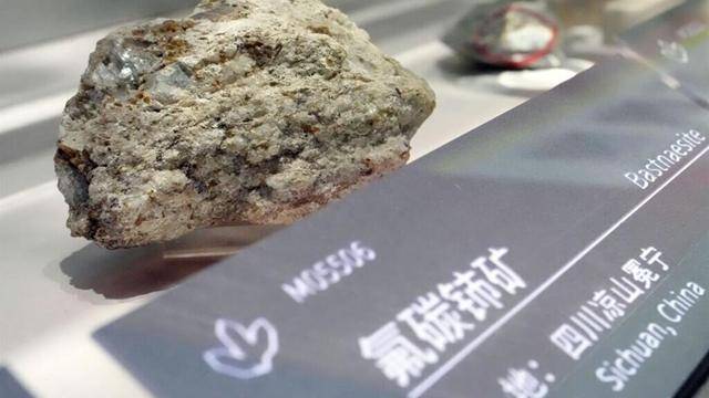 赌定自己会再次当选？高市持续对华“放炮”，要组建新的“对华联军”