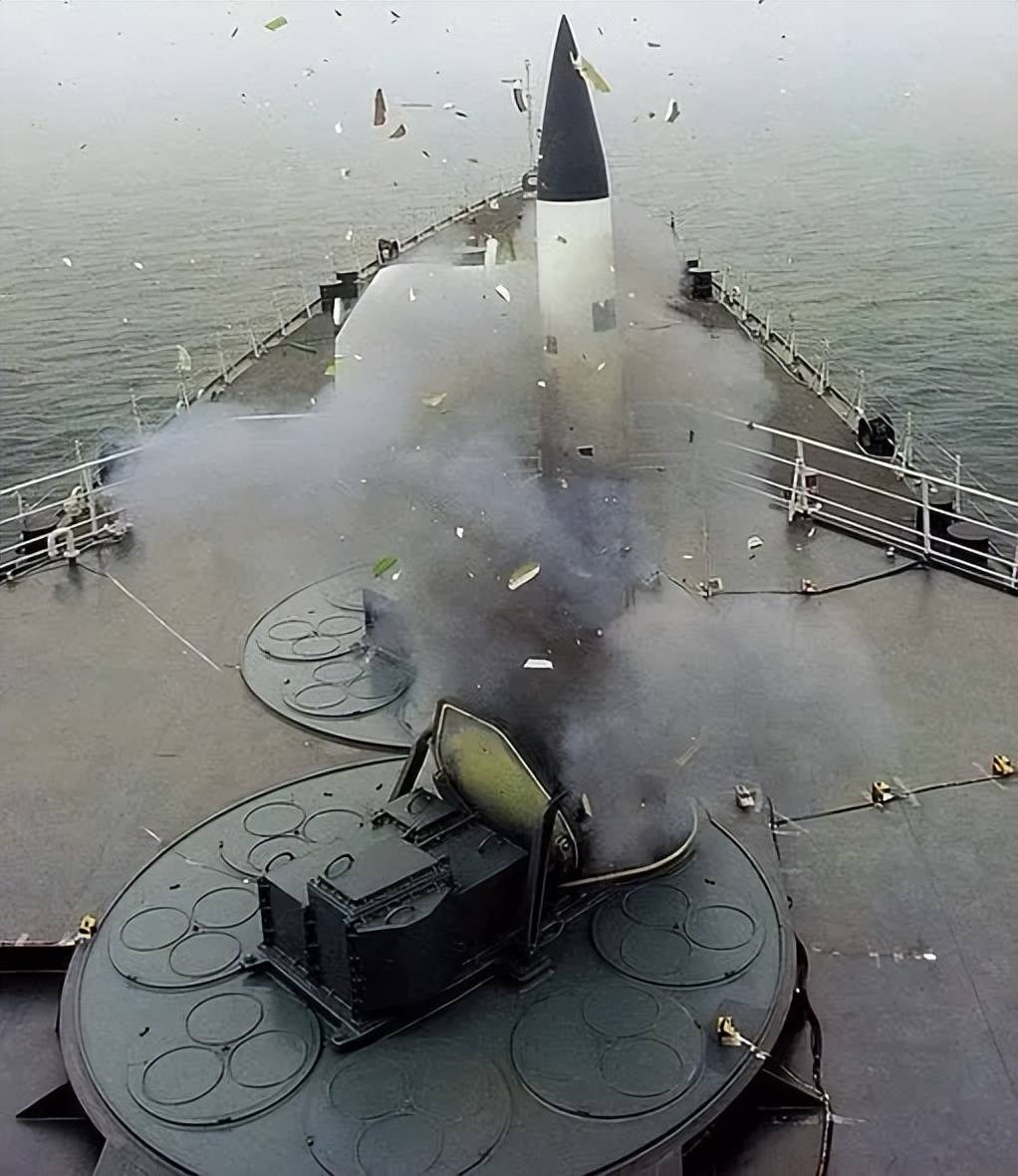 最后两艘“全蒸七子”开始改造！中国051C驱逐舰的传奇要落幕了？