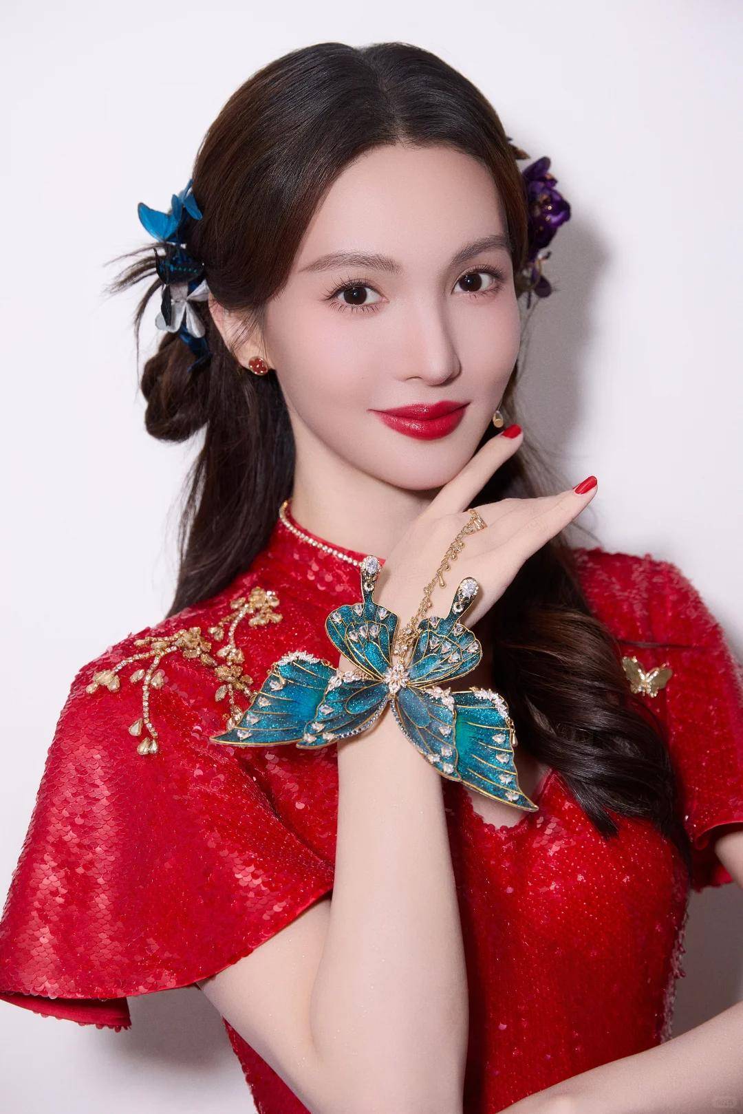 金晨肇事逃逸现场曝光!女助理顶包画面被拍,和狗仔讨价还价没谈拢,没有任何公关机会了!!