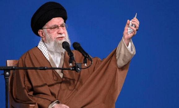 伊朗已被包围,美军动手前,普京派人来探中方口风,董军斩钉截铁