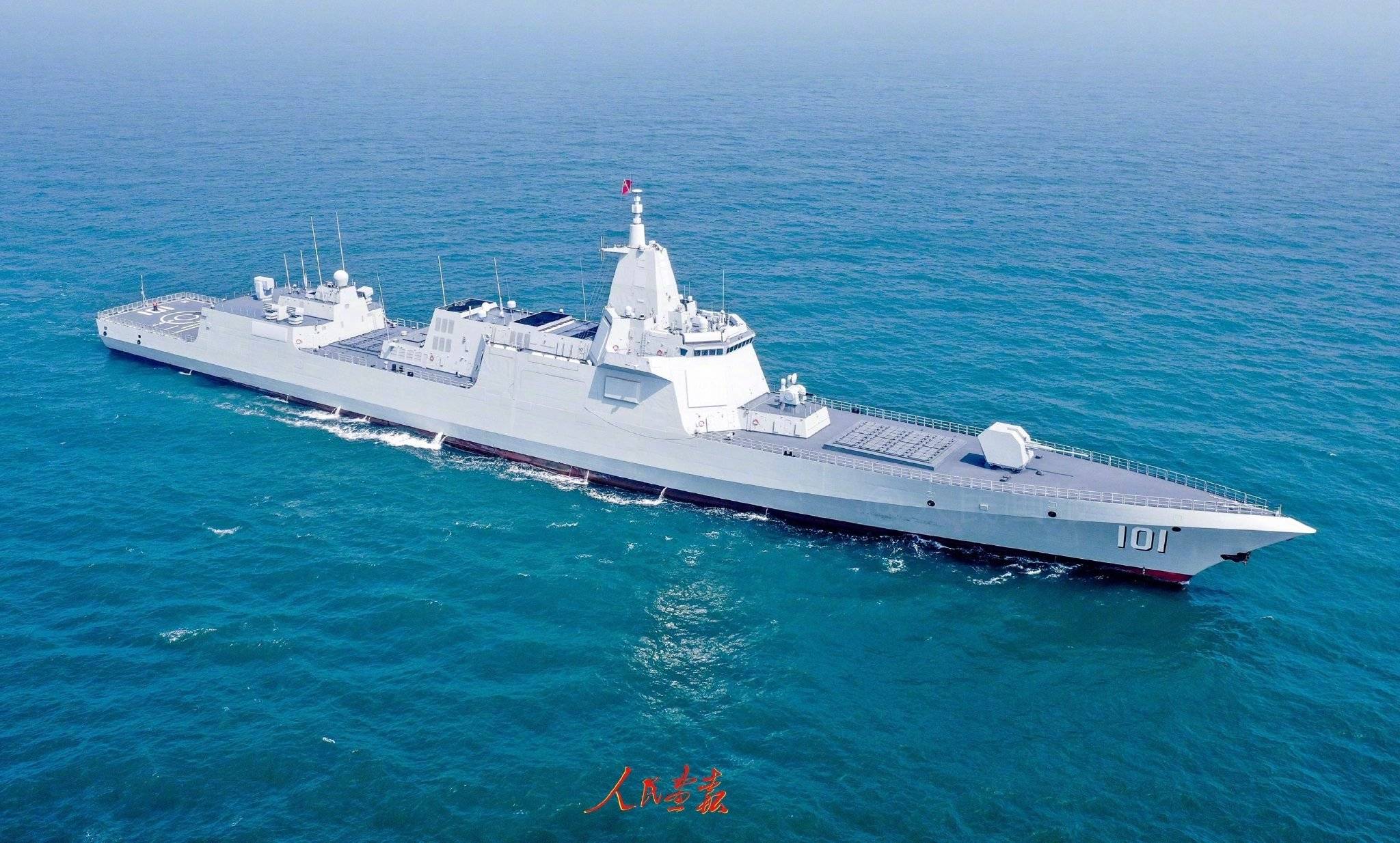 东海舰队喜提055万吨大驱：为什么最硬的拳头，最后才落向东海？