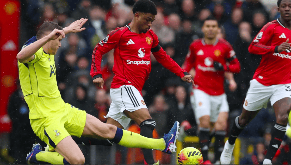 0-2！英超BIG6对决：队长直红 88亿豪门近9次交锋首负对手 7轮不胜英超联赛免费高清直播+实时赛程+积分预测（2025赛季全覆盖）