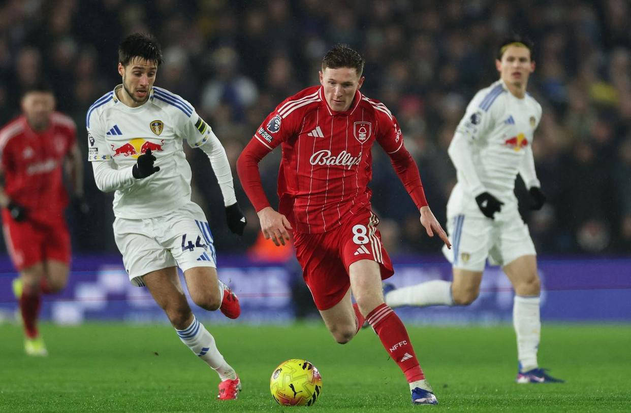 英超联赛免费高清直播+实时赛程+积分预测（2025赛季全覆盖）英超最新积分榜揭晓：利兹联3-1逆转欧冠两冠王诺丁汉森林