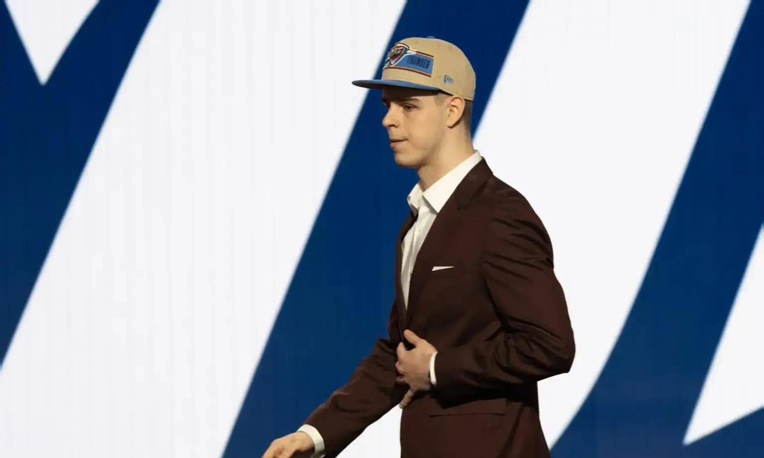 欧洲篮球联赛中文网__赛程比分+球队资讯+盘口分析伤愈或复出！塔图姆有望回归雷霆“欧洲魔术师”抗癌逐梦添希望