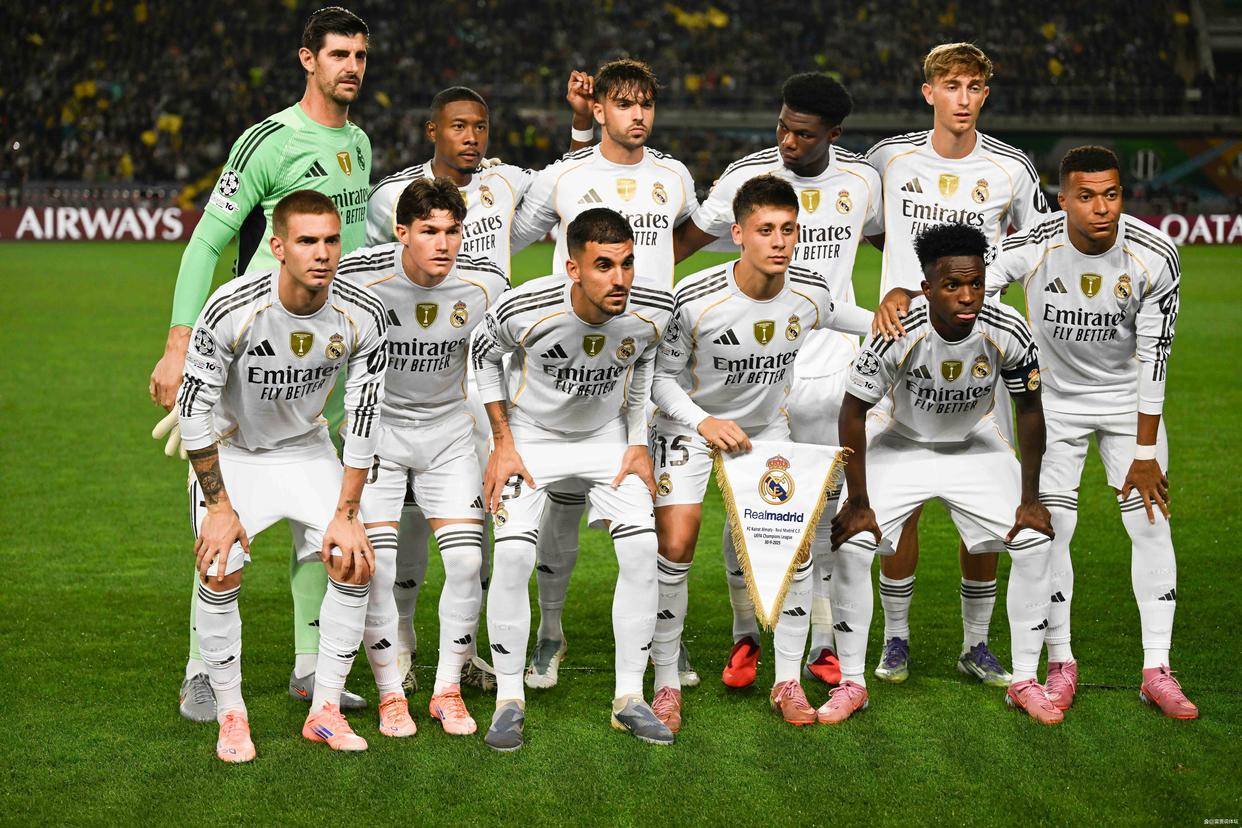 西班牙足球甲级联赛伴随马竞0-1皇马2-0塞维利亚1-1最新西甲积分榜如下