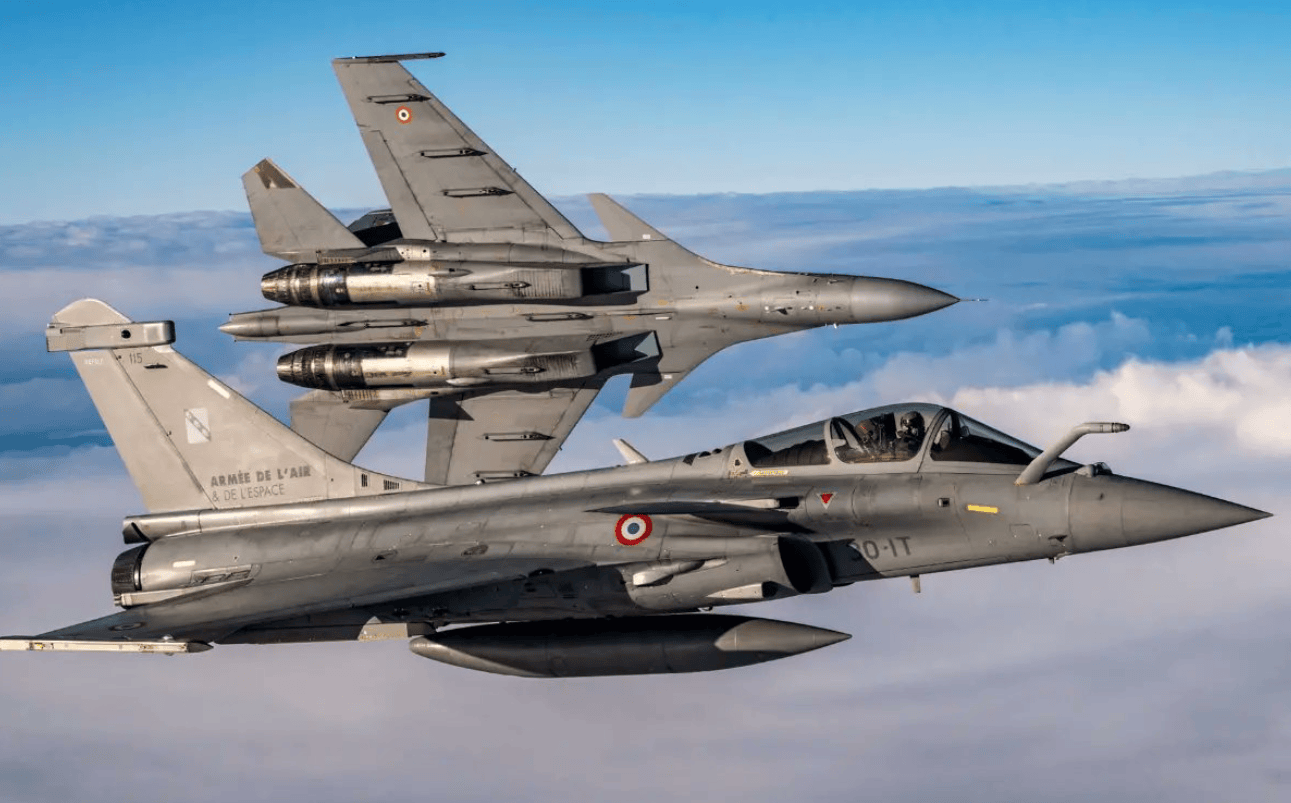 莫迪给马克龙送上大礼！390亿美元买114架阵风，终于被批准了