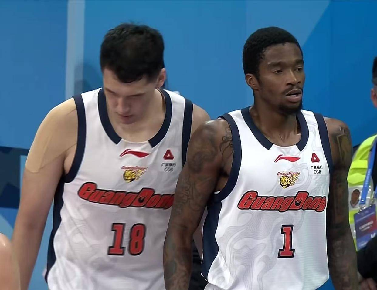 留下奎因！杜锋曝广NBA职业联赛中文官网__实时赛程比分+球队资讯东男篮外援调整计划萨林杰也不会离队！