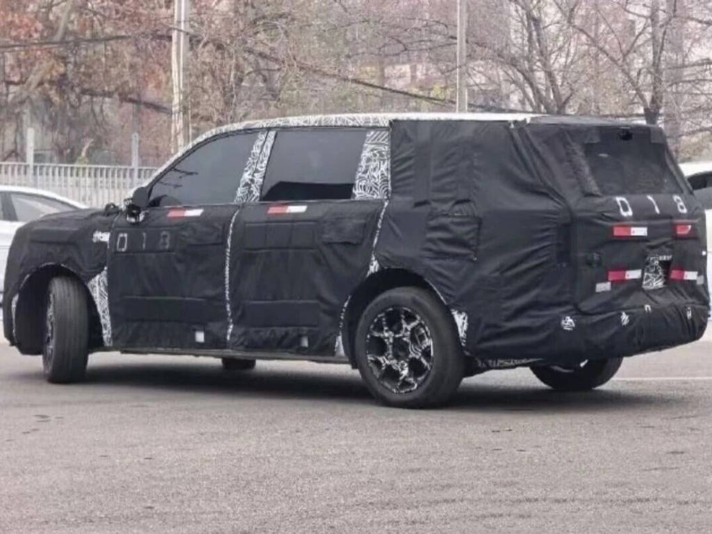 原创             小米全尺寸SUV再曝渲染图！或命名昆仑系列，未来将推3-5款车型