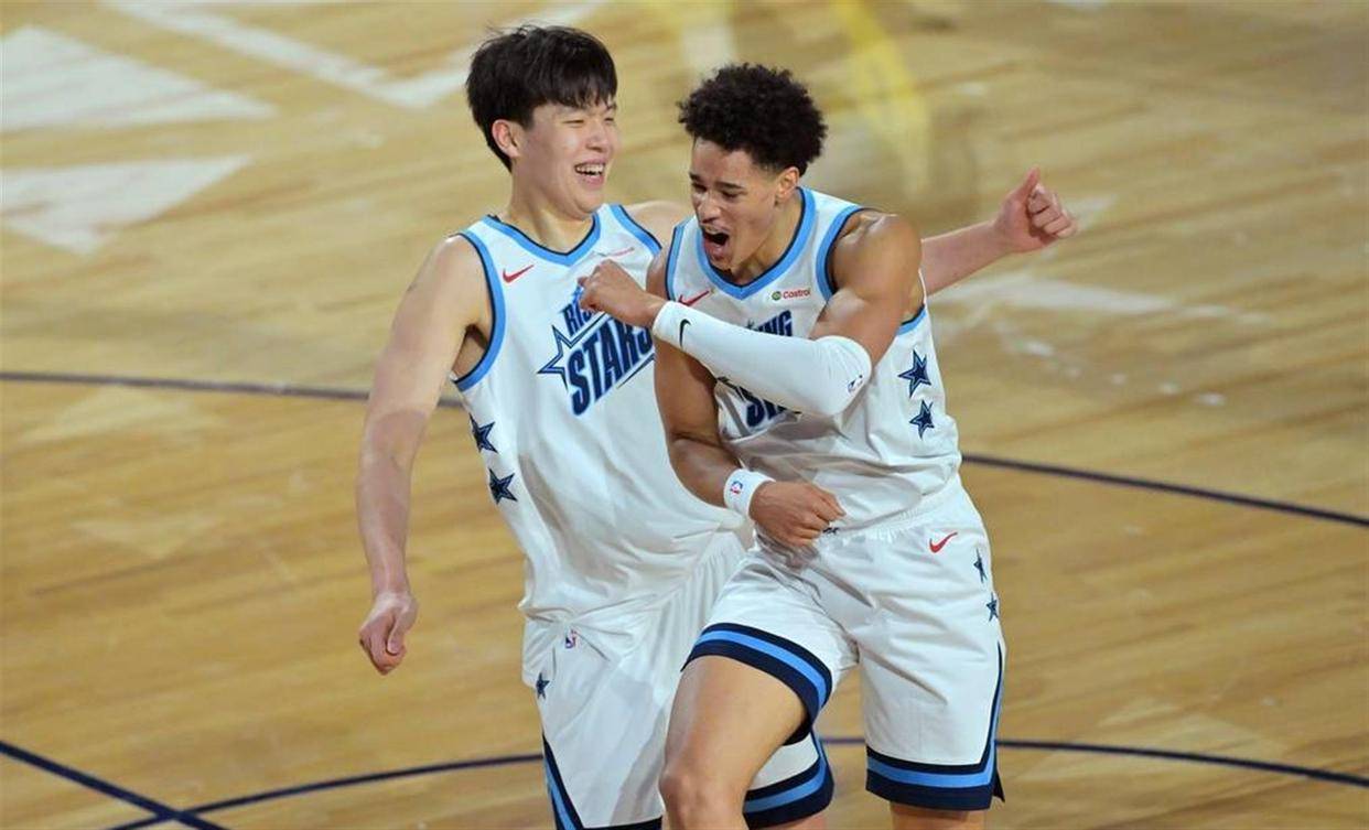 杨翰森分享全明星趣事！最爱进球是关键三分雨燕直播- NBA直播- 足球世界杯 LIVE现场推广中式英语欢乐拉满