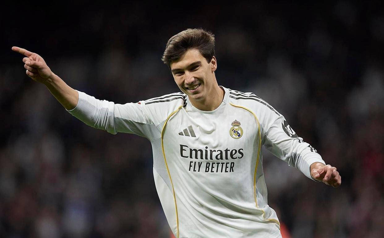 西甲最新积分榜更新：皇西甲联赛免费高清直播＋实时赛程积分榜＋竞彩预测全覆盖（2025赛季）马4-1大胜巴萨失去榜首位置