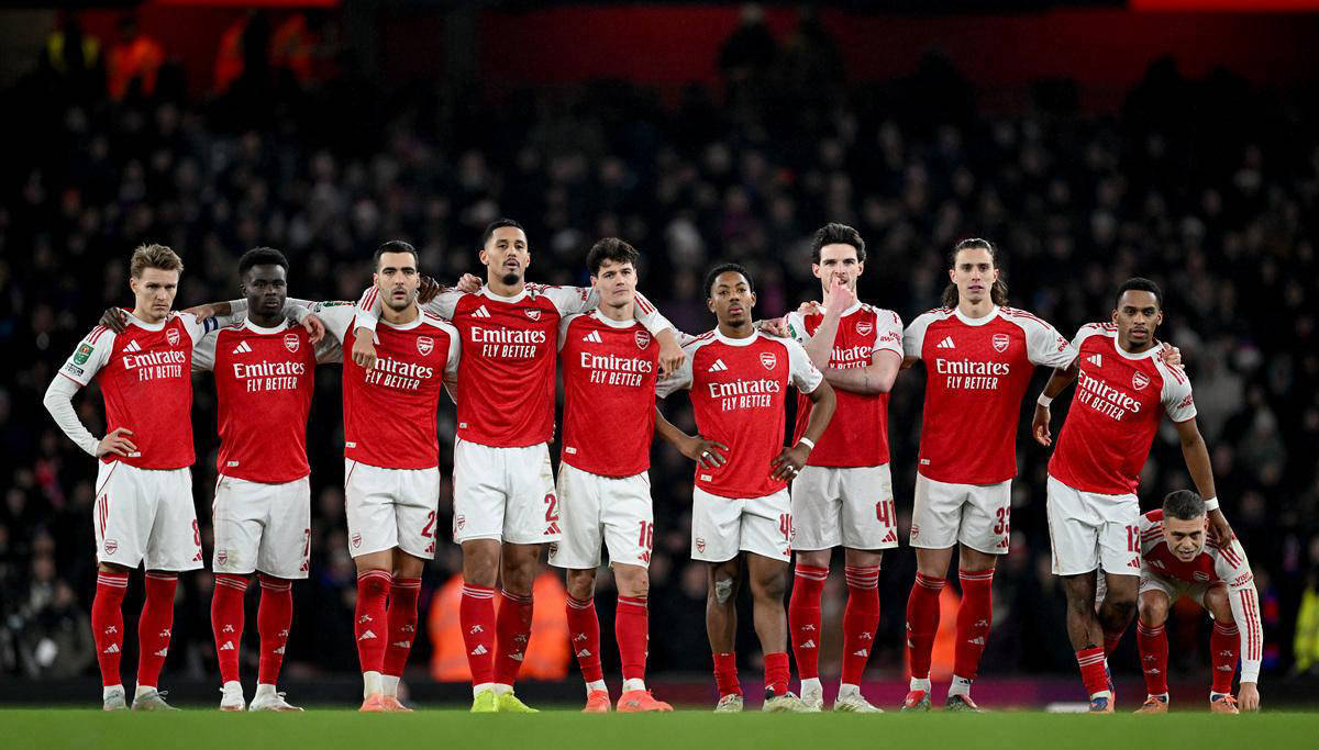 英格兰足球超级联赛阿森纳登顶FIFA最新