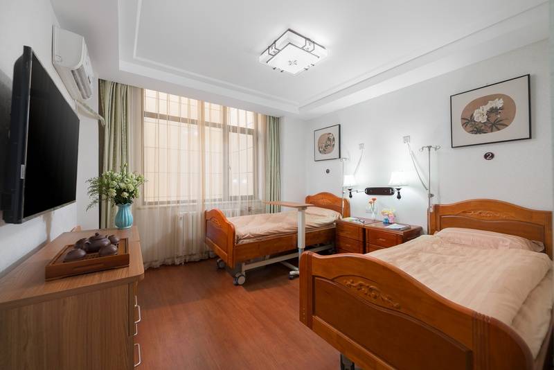 开元棋牌- 开元棋牌官方网站- APP下载独居高龄怕跌倒突发疾病无人救？光大汇晨北京朝阳区汇晨老年公寓医护结合24小时急救守护让家属放心！