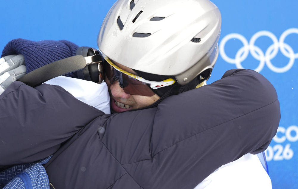 “金牌侠侣” 冬奥巅峰相见 “双强CP”