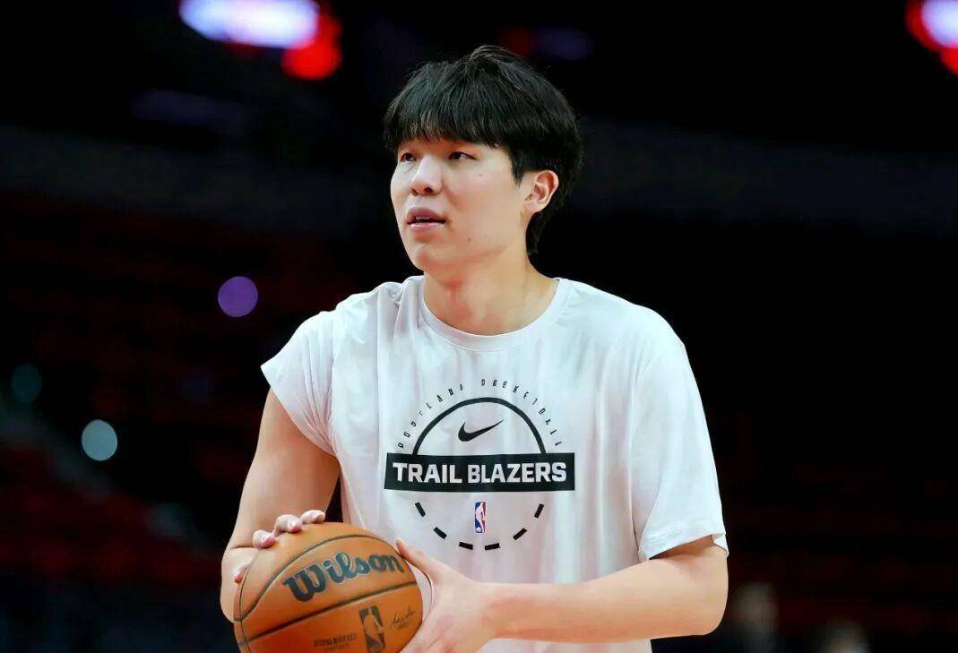 U23亚洲杯_U23亚洲杯直播_赛事直播LIVE杨瀚森客场单节7+5空砍两双撕裂之城混音5分憾负勇士